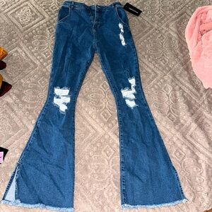 Shape Distressed Bum Fray Hem Flared Jeans